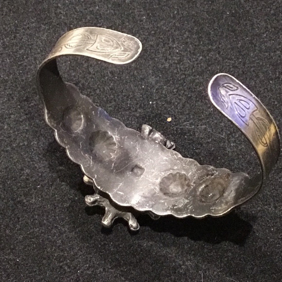 Silver and Blue Women's Jewelry Bracelet - Picture 5 of 6